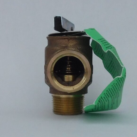 Apollo Valves Safety Relief Valve - 3/4" M x 3/4" F - 30 PSI - Bronze - Picture 1 of 3
